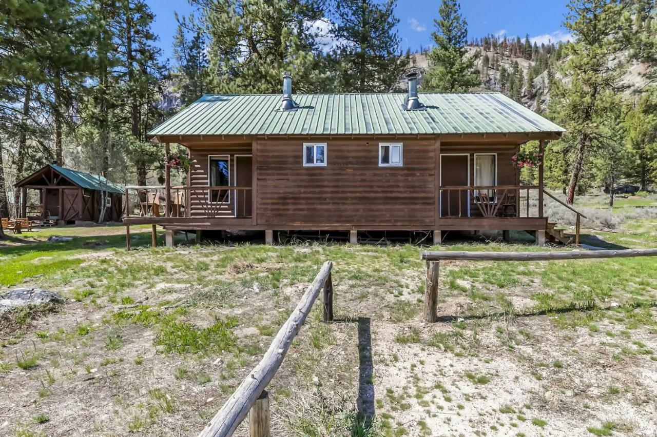 Sawtooth Lodge Stanley Extérieur photo